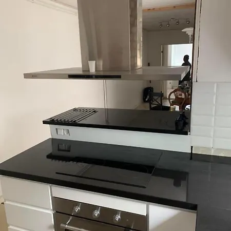 Comfortable And Centrally Located In Appartement